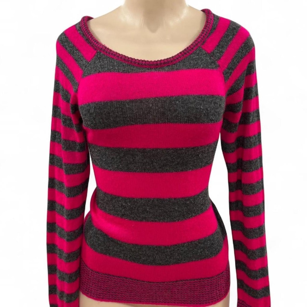 Aeropostale pink gray sweater